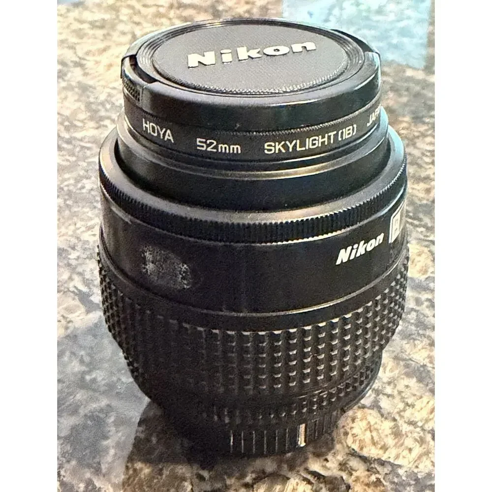 NIKON N8008 Camera & Nikkor 35-70 Lens LOT 3805/70